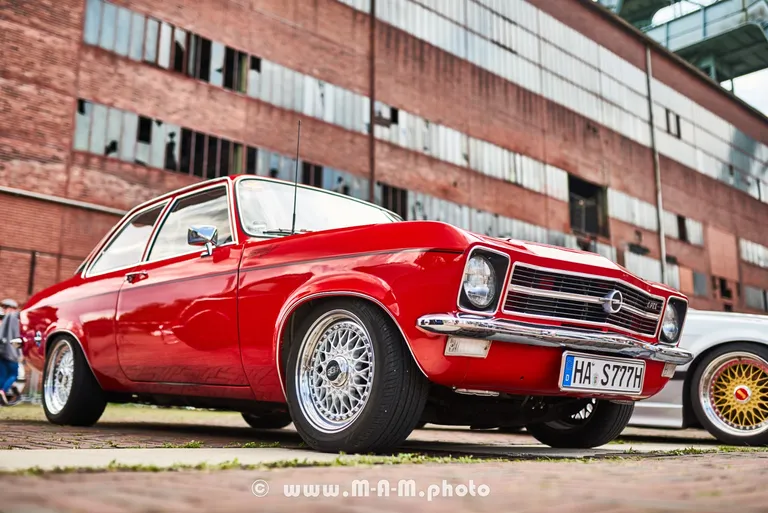 Senkesett Opel Ascona A 2 dørs 1.9 SR