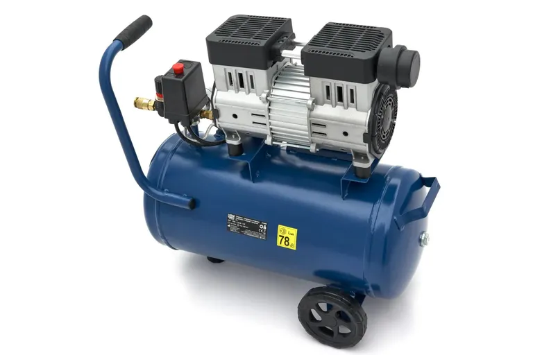 Stillegående kompressor, 24 liter