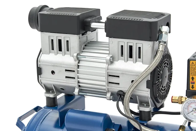 Stillegående kompressor, 24 liter