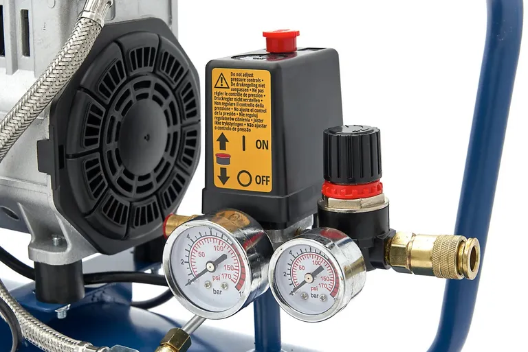 Stillegående kompressor, 24 liter