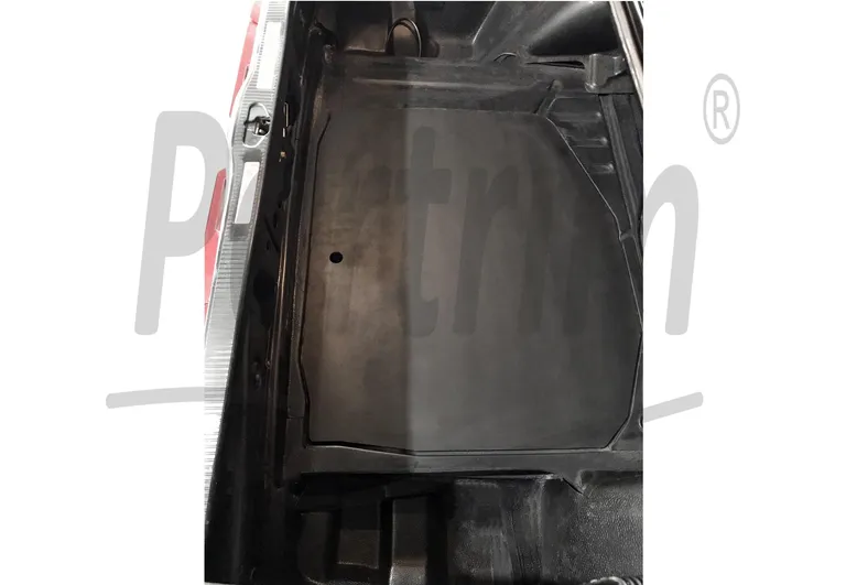 MERCEDES W123 TRUNK RESERVEDEKKDEKSEL