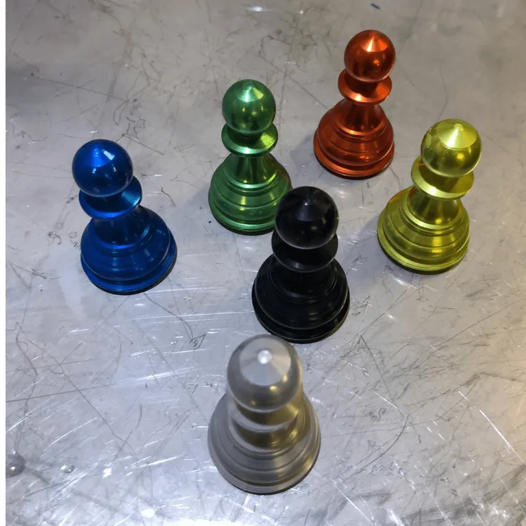 Gull fargestoff for anodisering