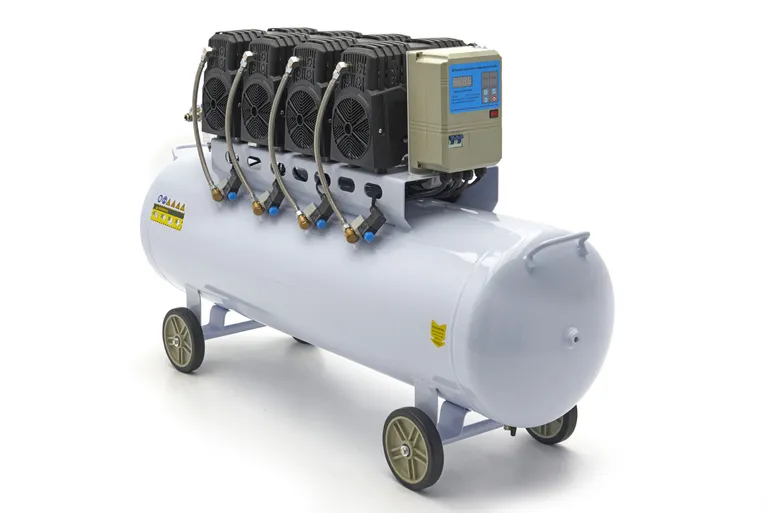 Stillegående kompressor, 4 hk./200 l. 