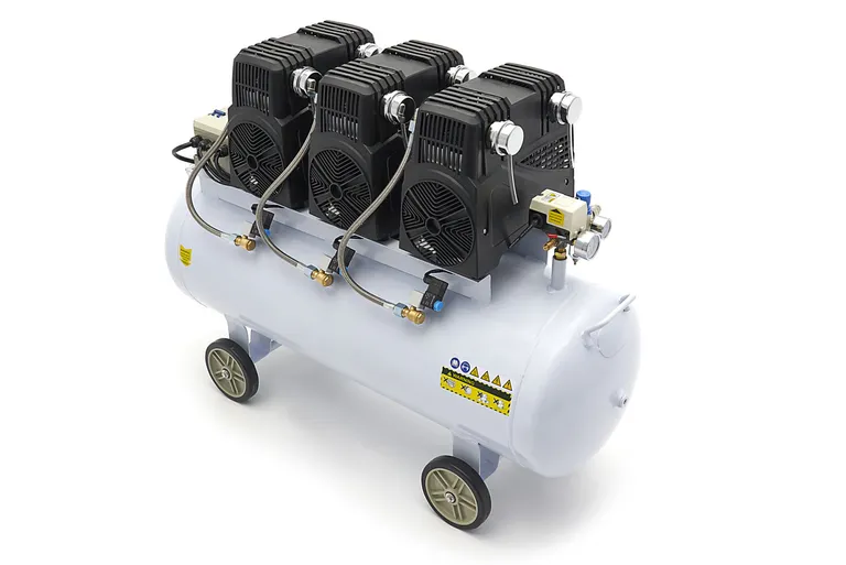 Stillegående kompressor, 5,5hk/150 l. 1-fas