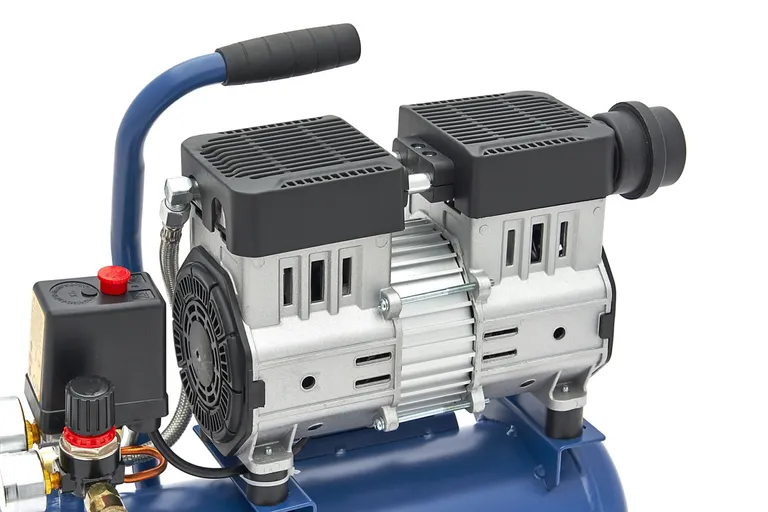 Stillegående kompressor, 550W/8 liter
