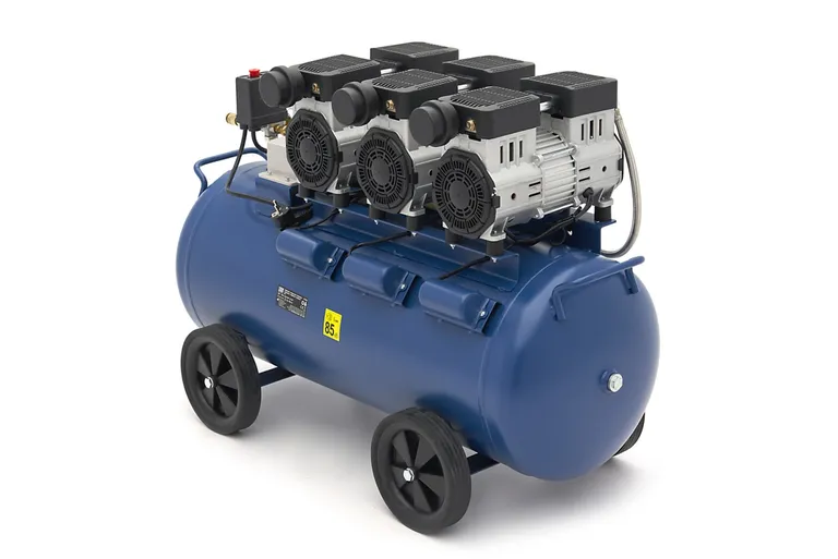Stillegående kompressor, 3 hk./70 l. 