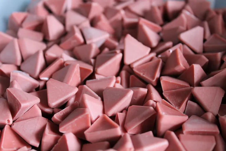 Tromlingsmedium, plast