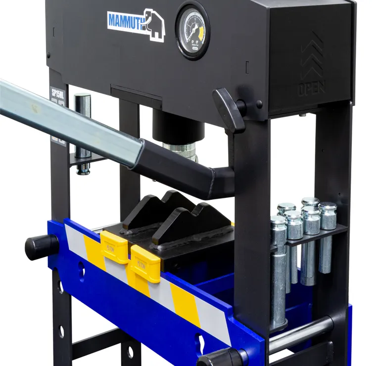 MAMMUTH verkstedpresse 15 t.
