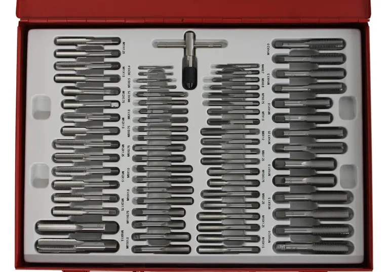 Gjengesett tommer og mm., 110 deler
